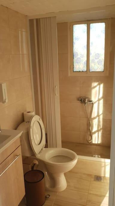 Καλινοβου 1 Κευελπιδων Πεδιον Αρεωσ Apartamento Atenas Exterior foto