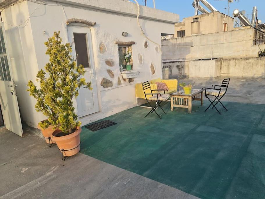 Καλινοβου 1 Κευελπιδων Πεδιον Αρεωσ Apartamento Atenas Exterior foto